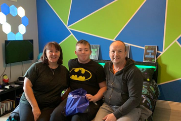 Callum’s Wish To Have A Gaming Themed Bedroom Makeover